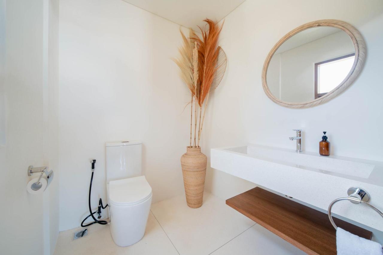 Luxury Ocean View With Private Cook And Free Gym Membership *