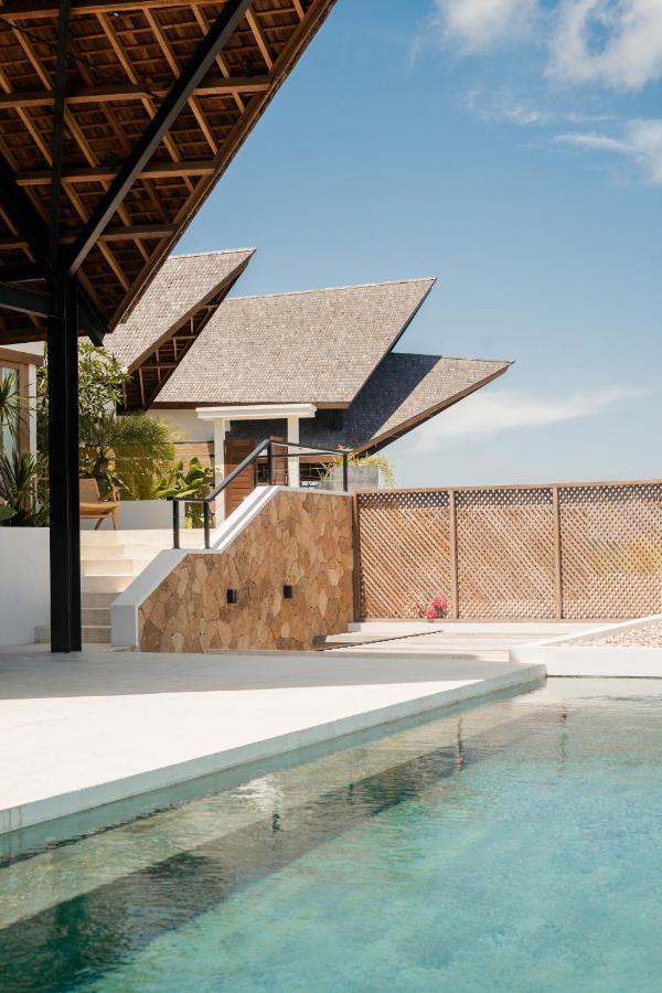 Luxury Ocean View With Private Cook And Free Gym Membership Villa *
