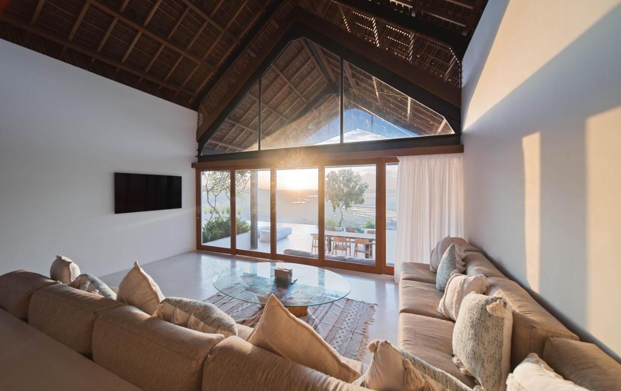 Luxury Ocean View With Private Cook And Free Gym Membership *
