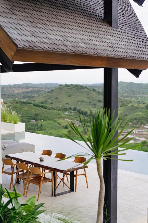 Luxury Ocean View With Private Cook And Free Gym Membership * Kuta (Lombok)