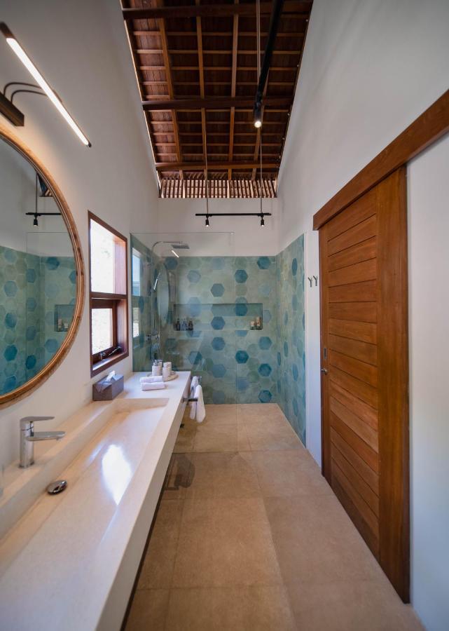Luxury Ocean View With Private Cook And Free Gym Membership