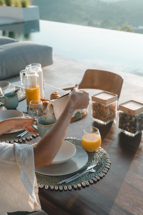 Luxury Ocean View With Private Cook And Free Gym Membership *